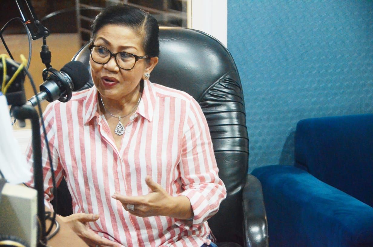 podiumnews.com-Hadiri Pasar Pangan Murah, Ny. Putri Koster Kampanyekan PSP